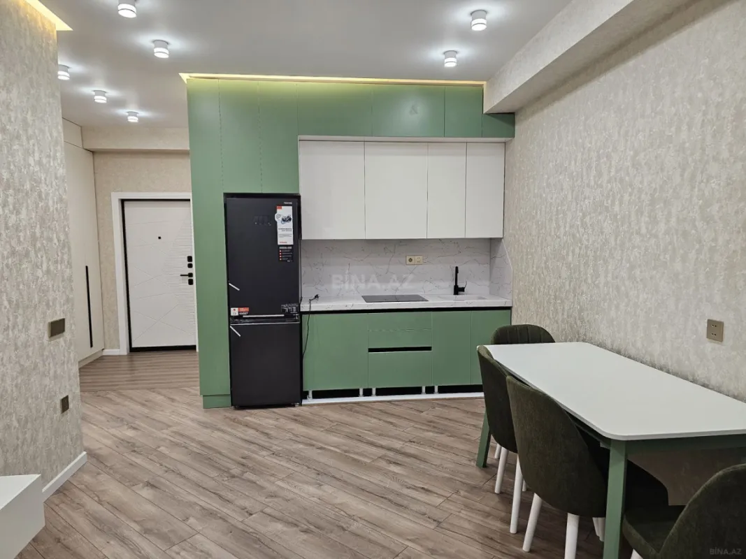 Kirayə verilir 2 otaqlı mənzil 65 m²