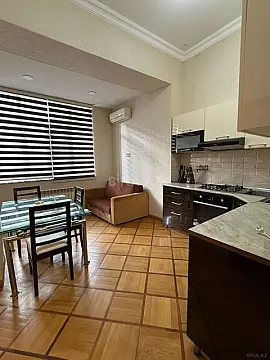 Kirayə verilir 3 otaqlı mənzil 120 m² — Bakı 3 otaq 120.00 m²
