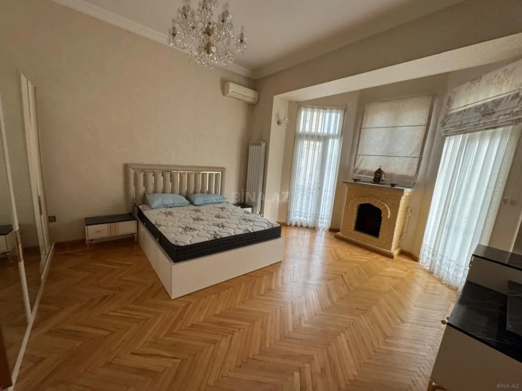 Kirayə verilir 3 otaqlı mənzil 120 m²