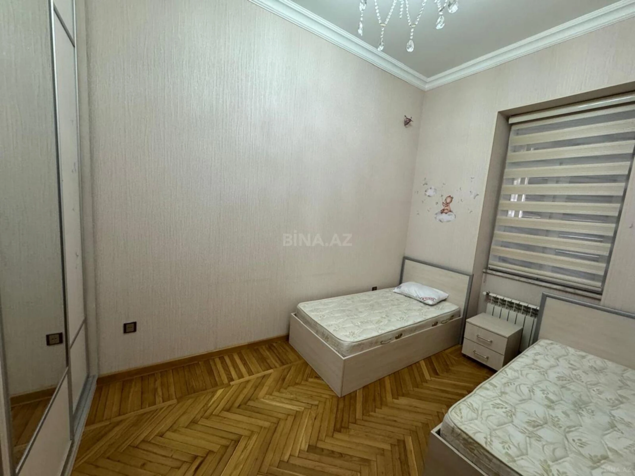Kirayə verilir 3 otaqlı mənzil 120 m²