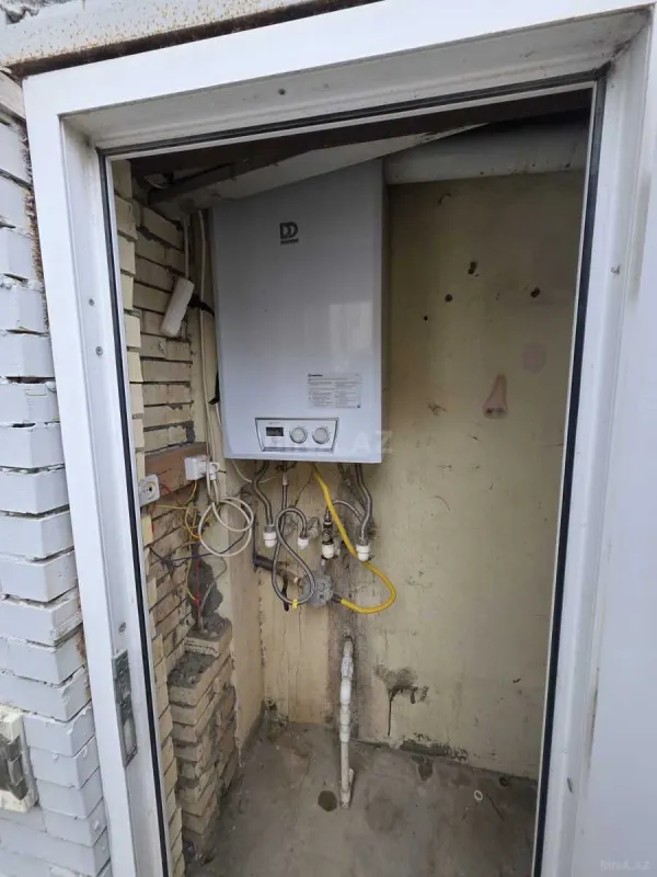 Satılır 4 otaqlı həyət evi 100 m²