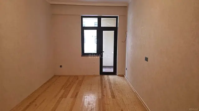 Satılır 2 otaqlı mənzil 45 m²