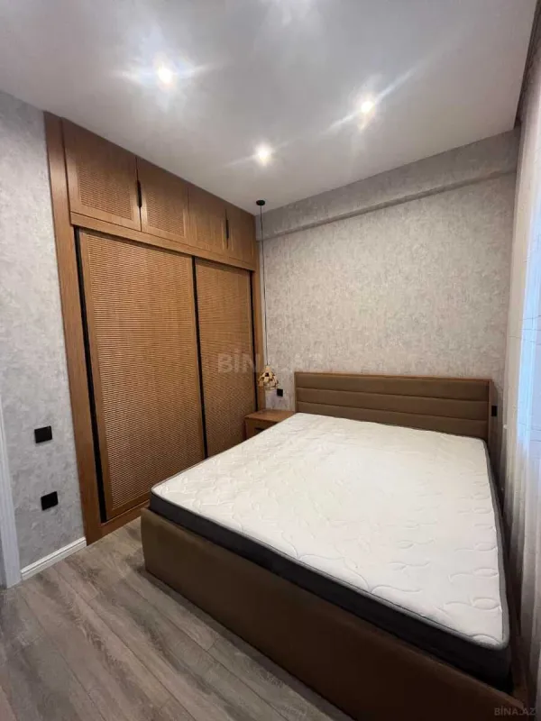 Satılır 2 otaqlı mənzil 69 m²