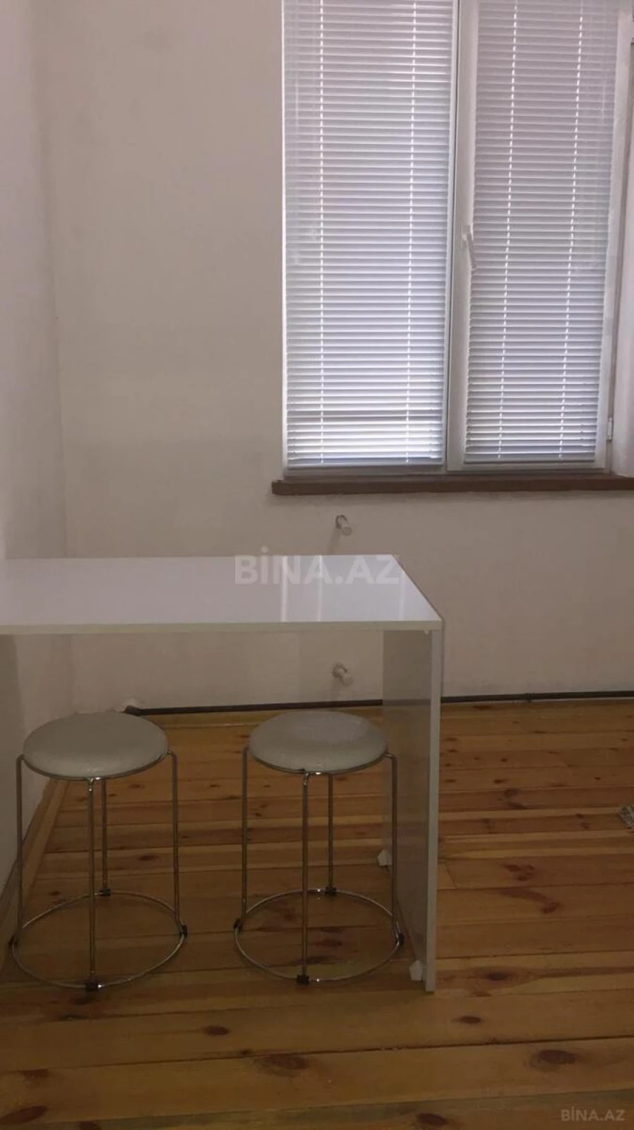 Satılır 2 otaqlı mənzil 62 m²