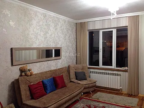 Satılır 2 otaqlı mənzil 62 m²