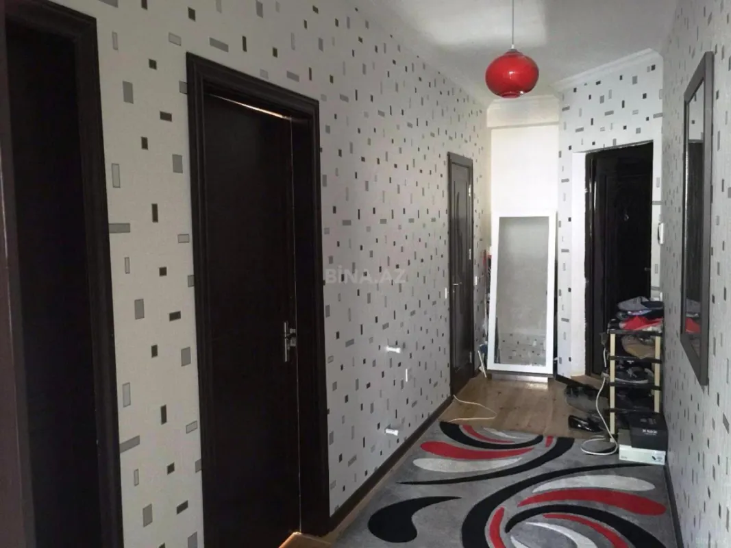 Satılır 2 otaqlı mənzil 62 m²
