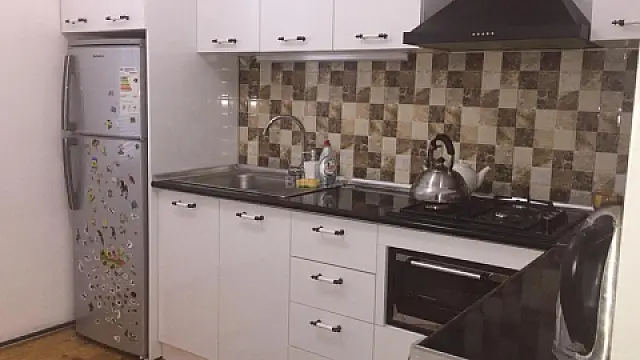 Satılır 2 otaqlı mənzil 62 m²