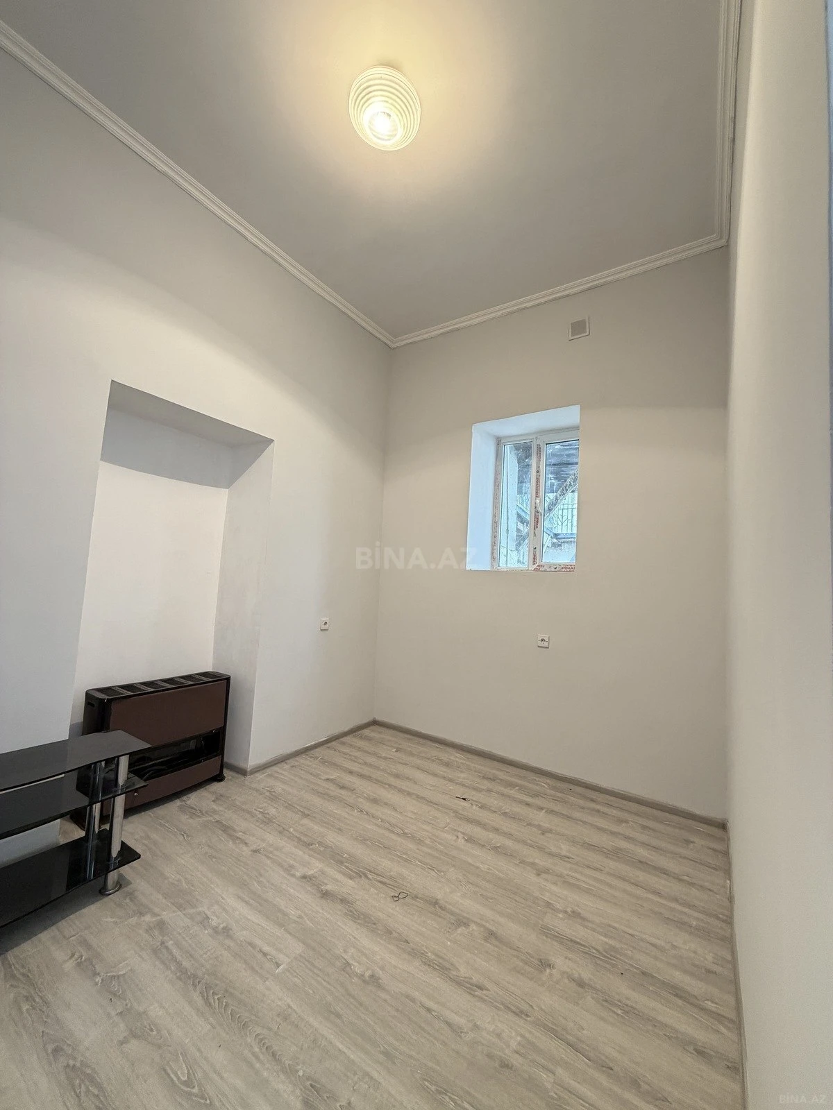 Satılır 2 otaqlı mənzil 32 m²