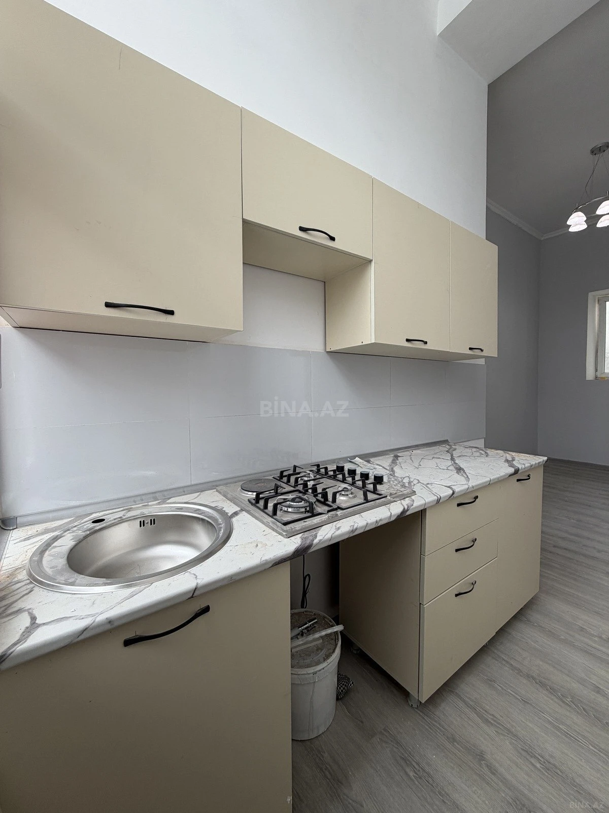 Satılır 2 otaqlı mənzil 32 m²
