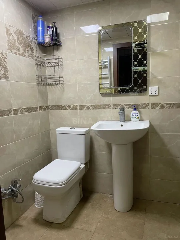Kirayə verilir 2 otaqlı mənzil 60 m²