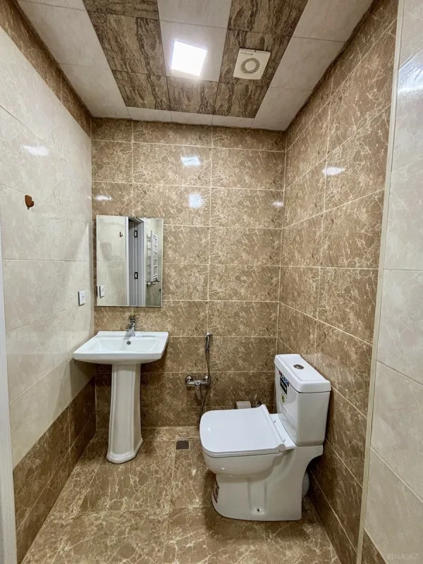 Kirayə verilir 2 otaqlı mənzil 63 m²
