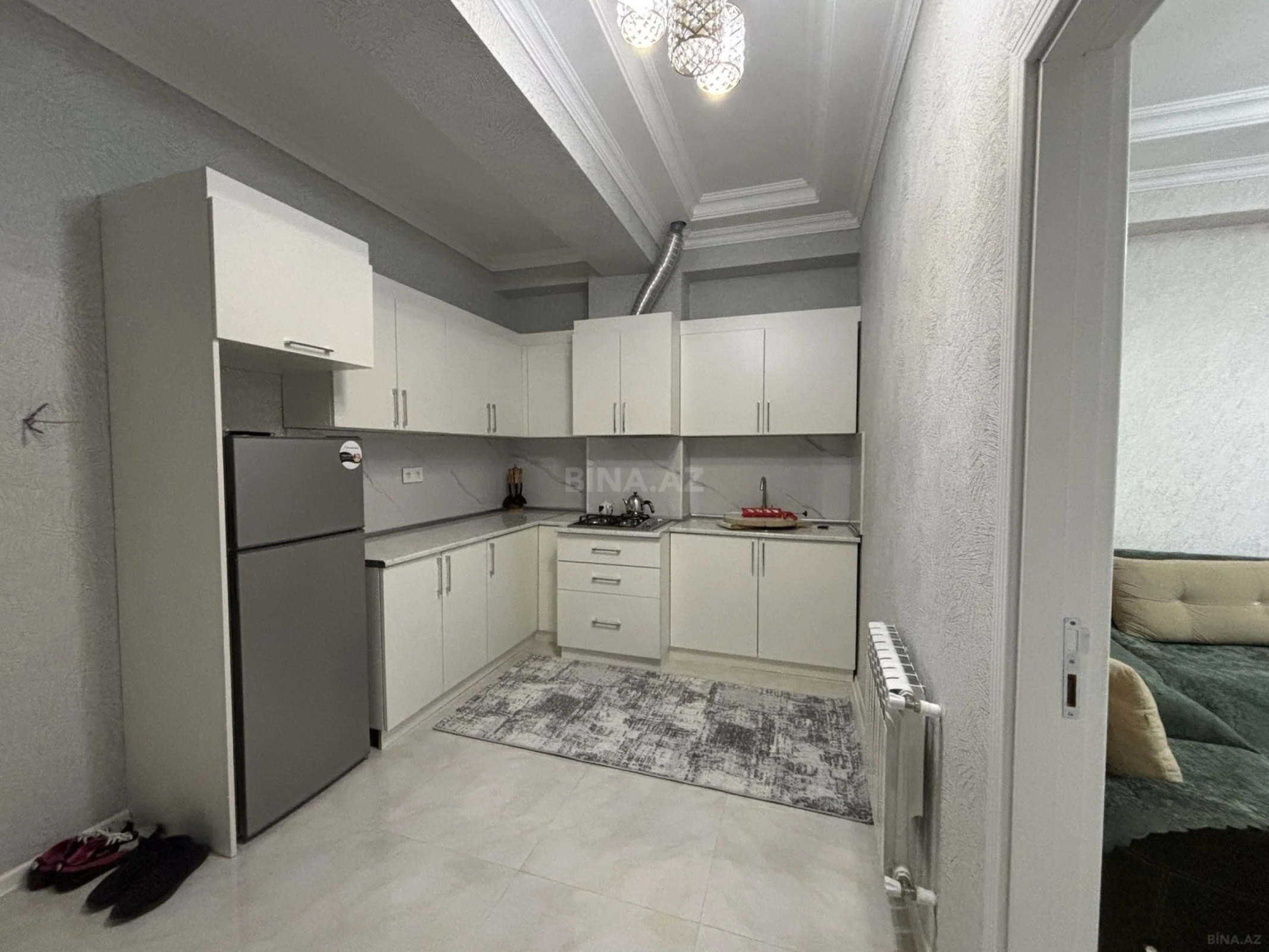 Kirayə verilir 2 otaqlı mənzil 63 m²