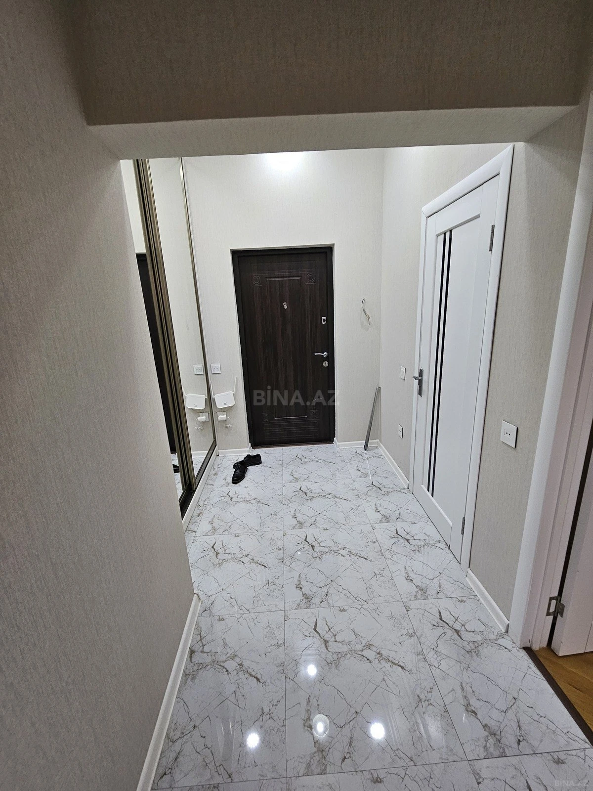 Satılır 2 otaqlı mənzil 42 m²