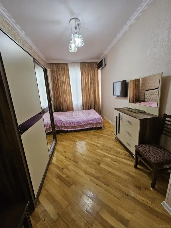 Satılır 2 otaqlı mənzil 42 m²