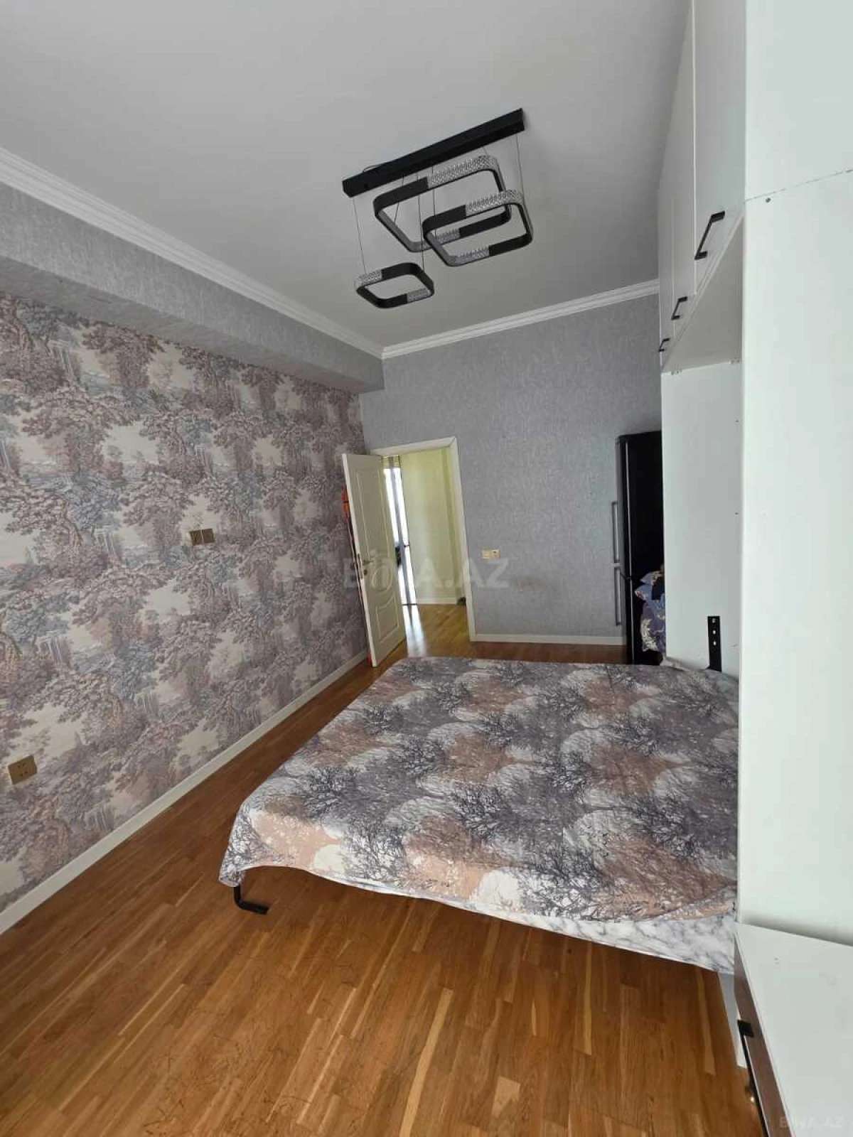Kirayə verilir 3 otaqlı mənzil 100 m²