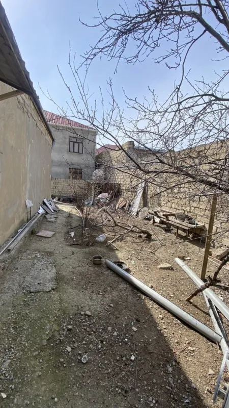 Satılır 5 otaqlı həyət evi 132 m²