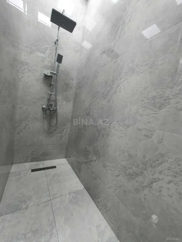 Kirayə verilir 2 otaqlı mənzil 85 m²