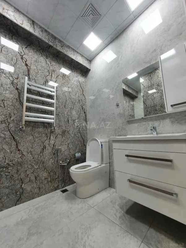 Kirayə verilir 2 otaqlı mənzil 85 m²