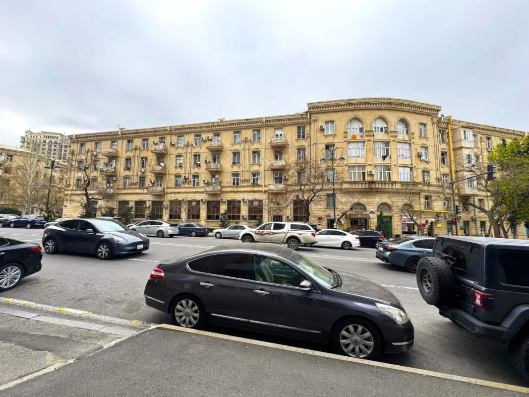 Satılır 2 otaqlı mənzil 30 m²