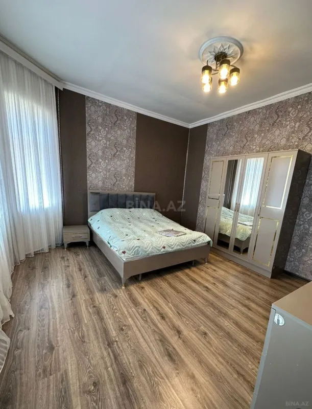 Kirayə verilir 5 otaqlı həyət evi 200 m²