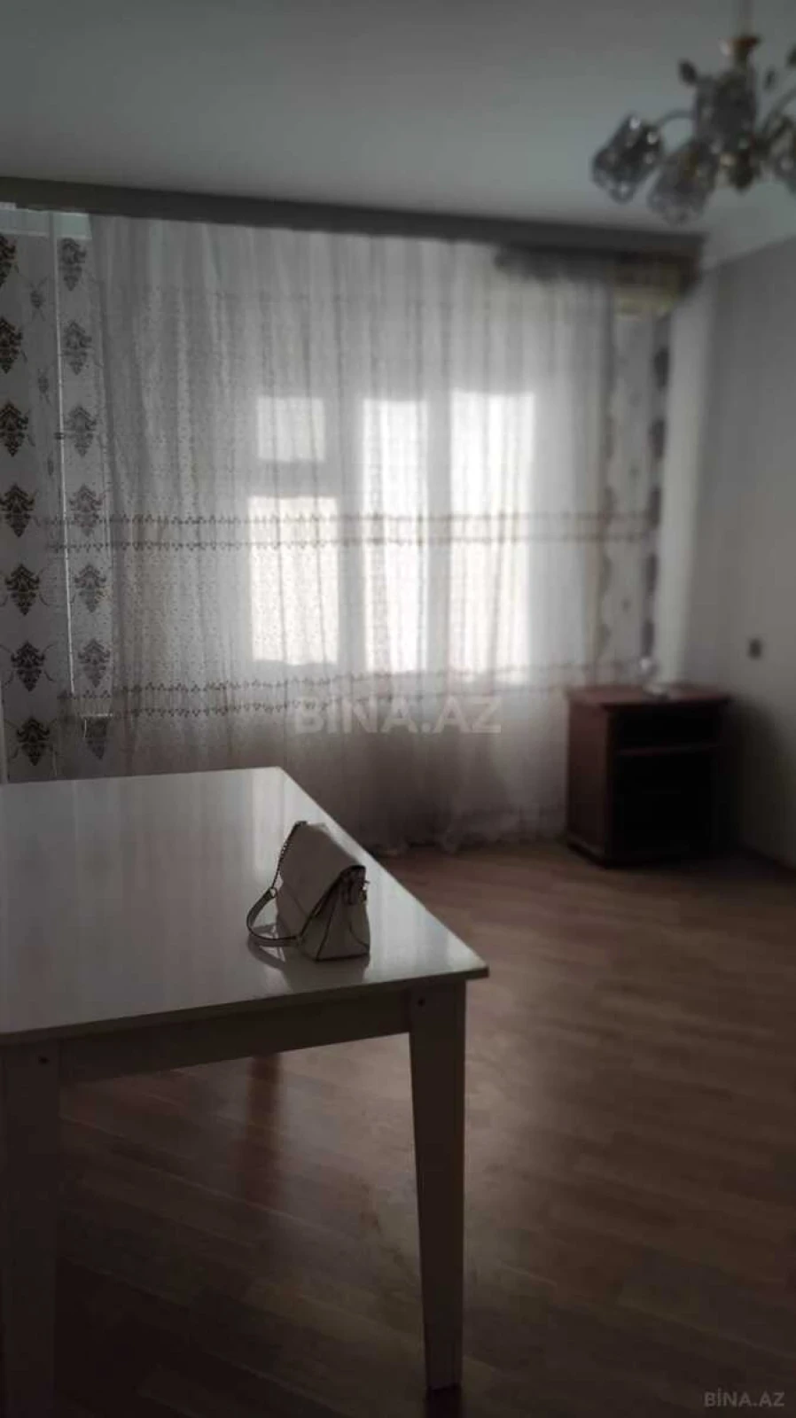 Kirayə verilir 2 otaqlı mənzil 80 m²