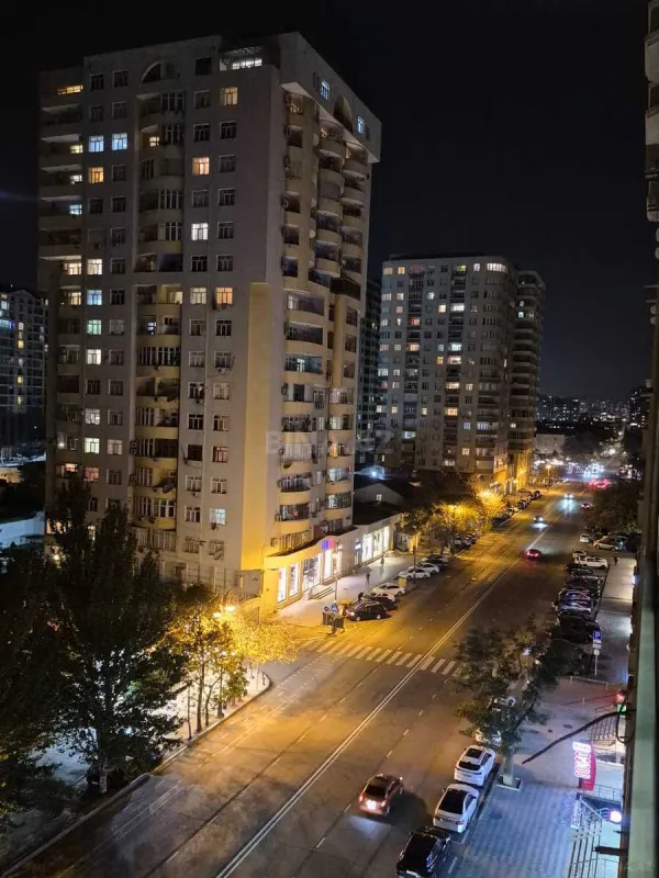 Kirayə verilir 4 otaqlı həyət evi 300 m²