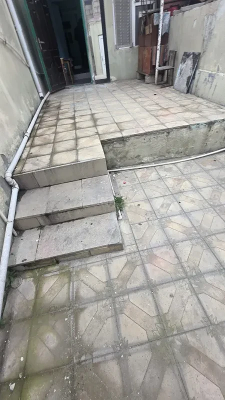 Satılır 2 otaqlı həyət evi 55 m²