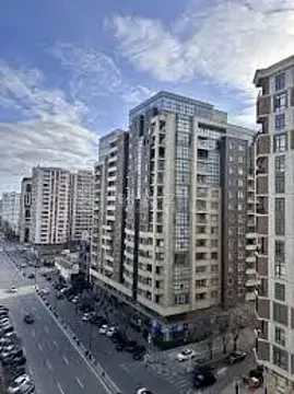 Satılır 3 otaqlı mənzil 119 m² — Bakı 3 otaq 119.00 m²