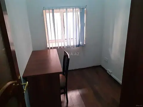 Satılır obyekt 80 m²