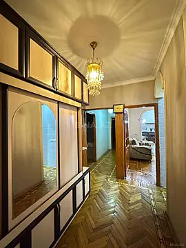 Satılır 5 otaqlı mənzil 120 m² — Bakı 5 otaq 120.00 m²