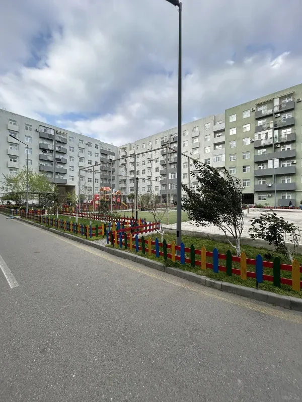 Satılır 1 otaqlı mənzil 40 m²