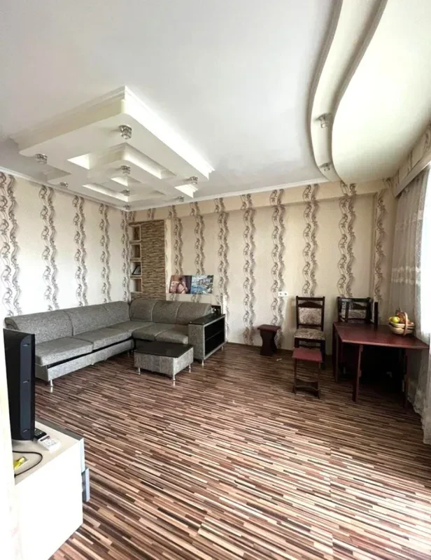 Kirayə verilir 2 otaqlı mənzil 55 m²