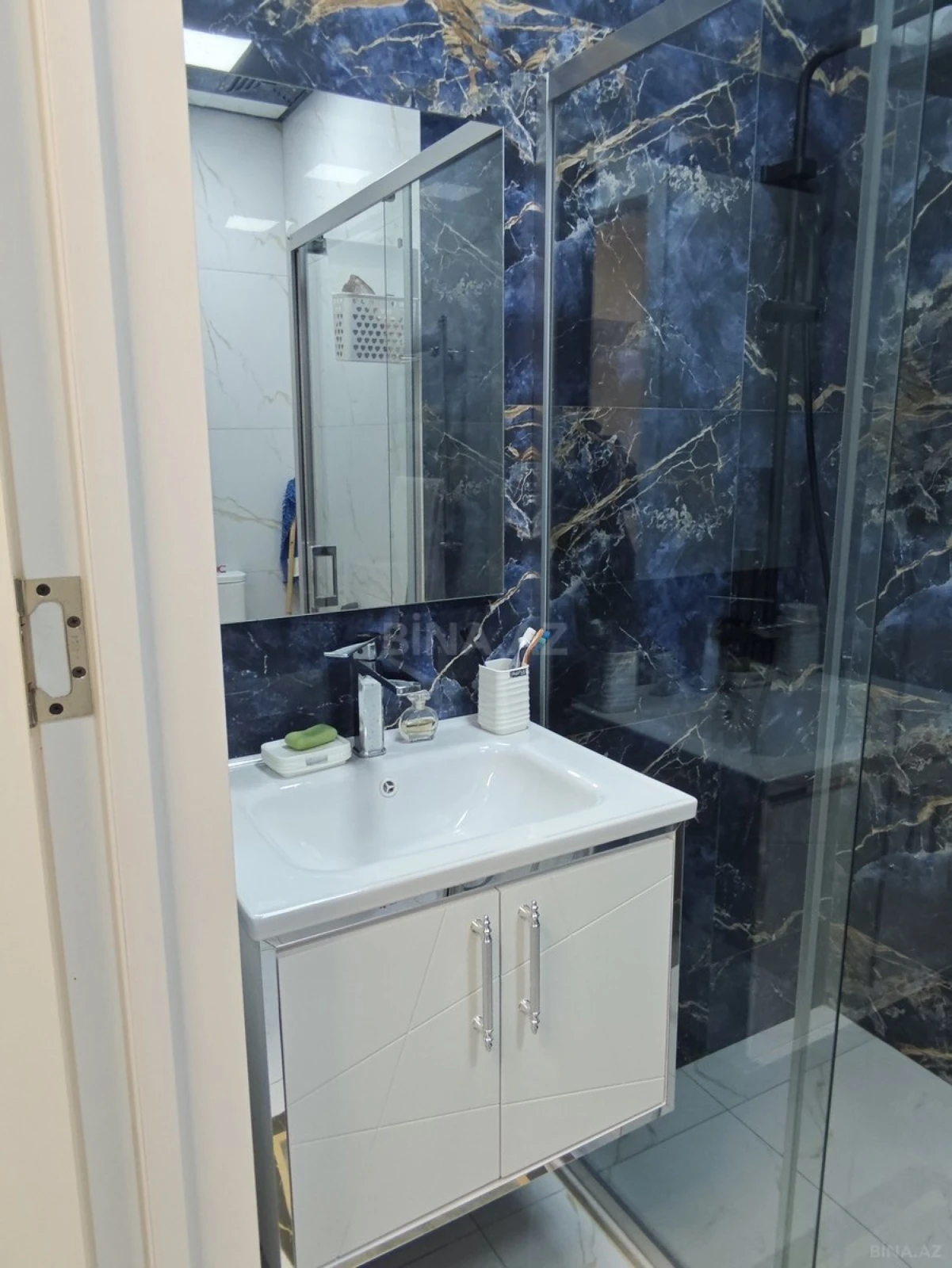 Satılır 2 otaqlı mənzil 65.5 m²