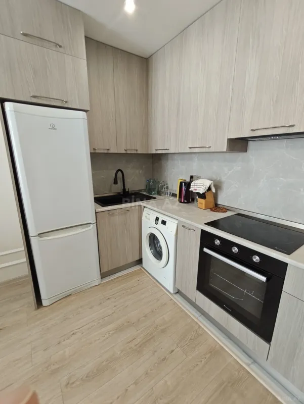 Satılır 2 otaqlı mənzil 65.5 m²