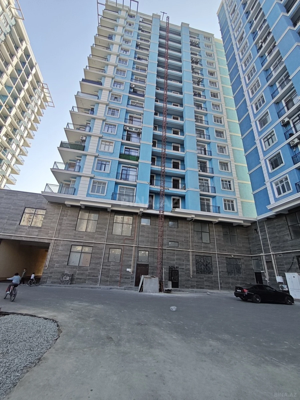 Satılır 2 otaqlı mənzil 65.5 m²