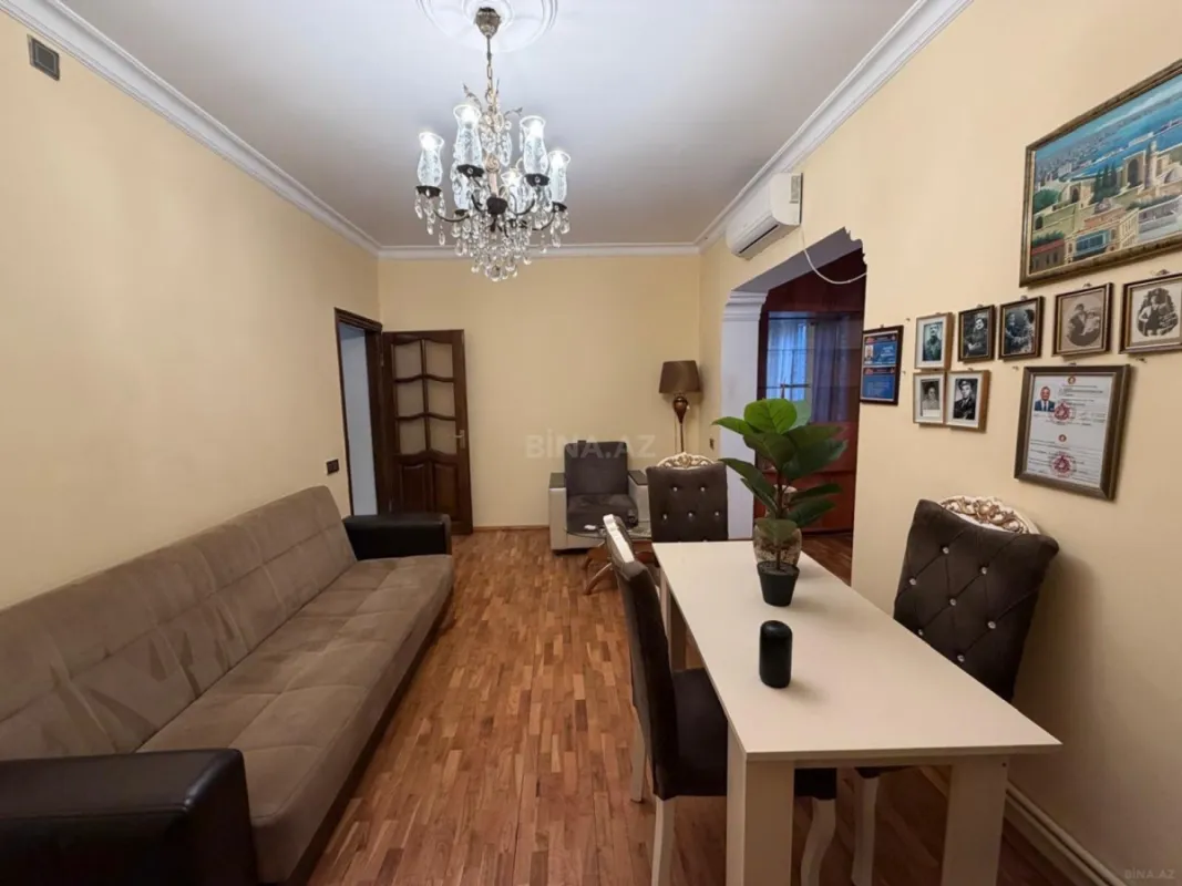 Satılır 2 otaqlı mənzil 45 m²