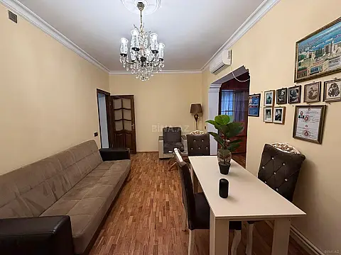 Satılır 2 otaqlı mənzil 45 m²