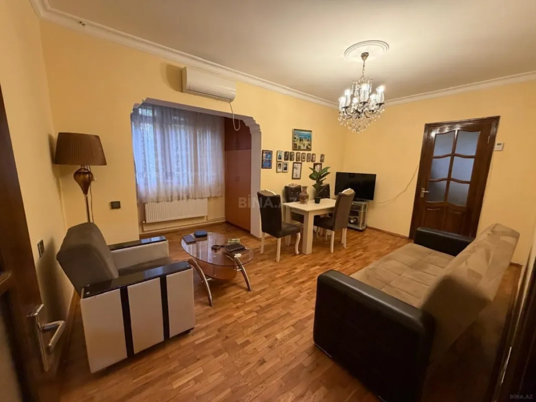 Satılır 2 otaqlı mənzil 45 m²