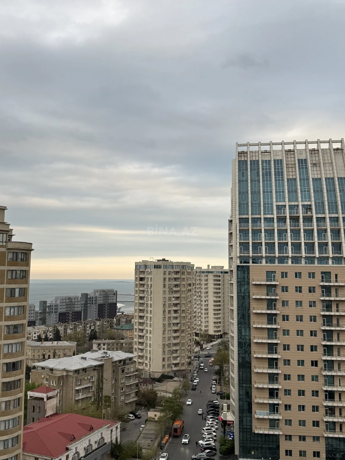 Satılır 2 otaqlı mənzil 42 m²