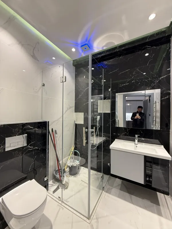 Satılır 2 otaqlı mənzil 42 m²