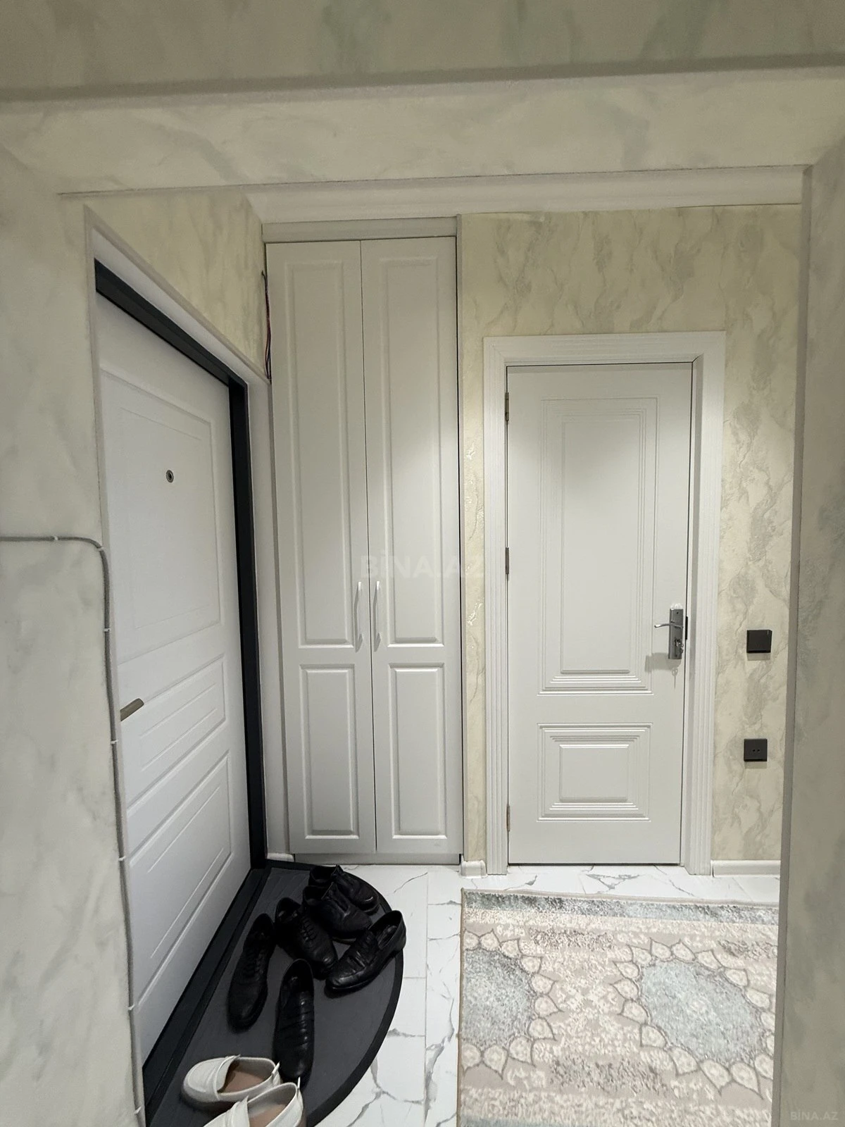 Kirayə verilir 2 otaqlı mənzil 60 m²