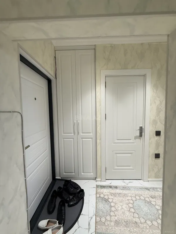 Kirayə verilir 2 otaqlı mənzil 60 m²