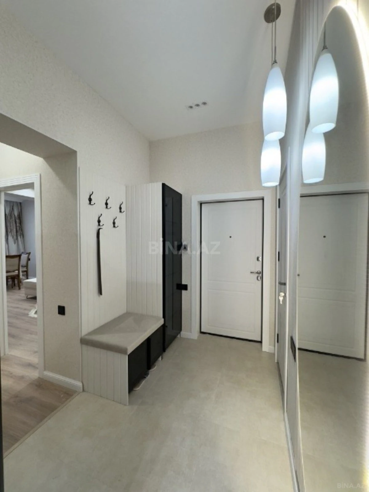 Satılır 2 otaqlı mənzil 70 m²