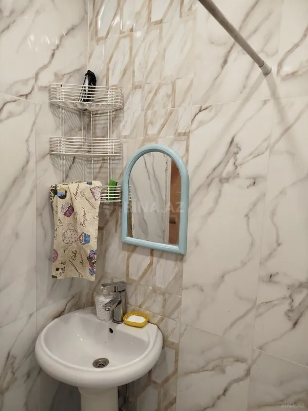 Kirayə verilir 2 otaqlı mənzil 43 m²