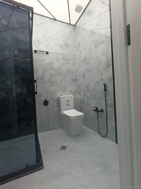 Satılır 2 otaqlı mənzil 70 m²