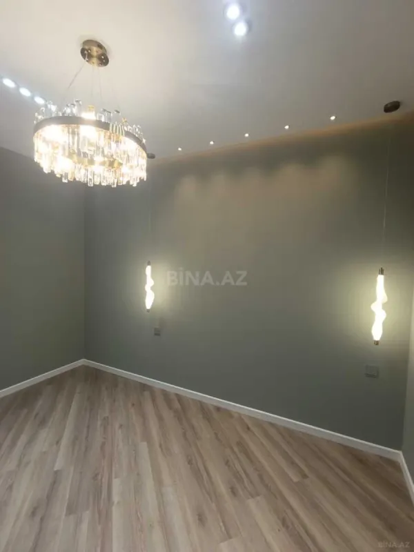 Satılır 2 otaqlı mənzil 70 m²