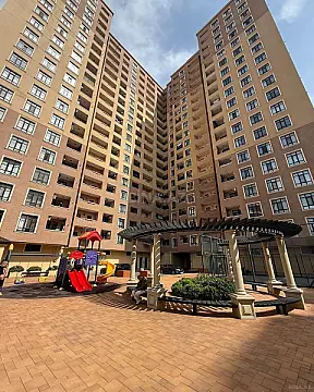 Satılır 2 otaqlı mənzil 70 m²