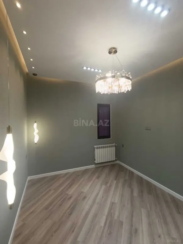 Satılır 2 otaqlı mənzil 70 m²