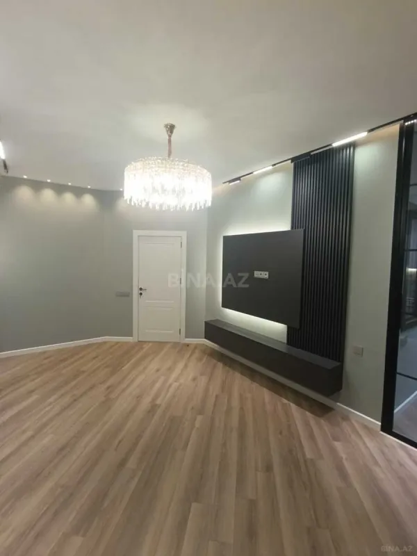 Satılır 2 otaqlı mənzil 70 m²