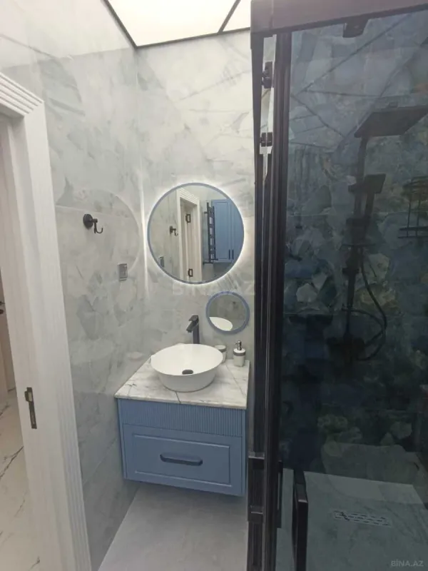 Satılır 2 otaqlı mənzil 70 m²